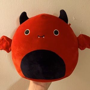 Dante red devil bat squishmallow